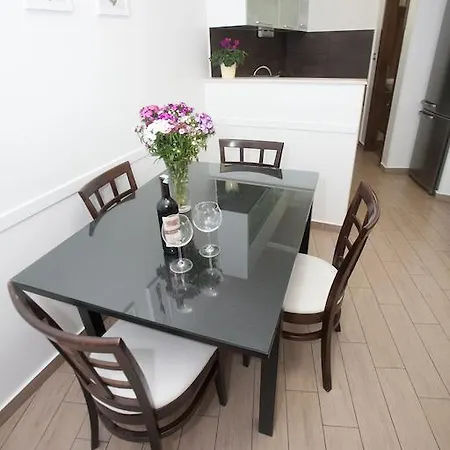 Atlantida Apartman *